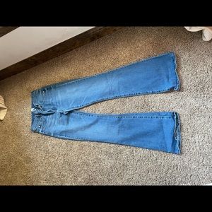 FLARE GAP JEANS